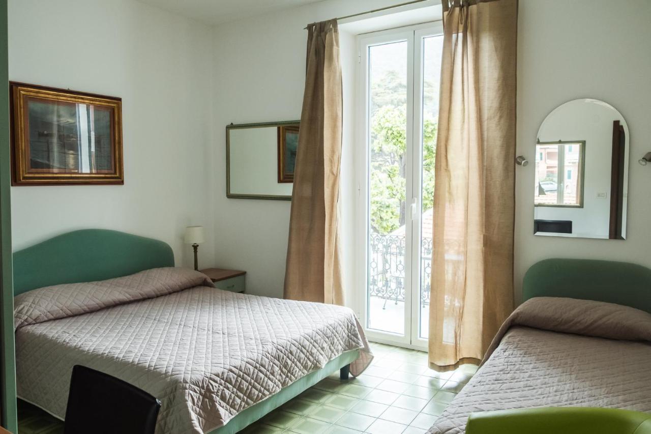 Miramare Hotel 3*