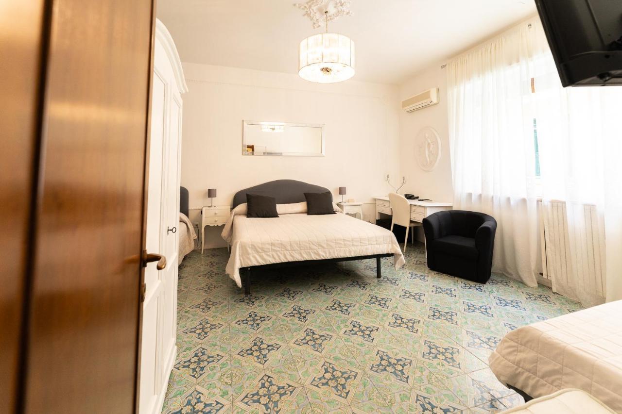 Miramare Hotel Noli